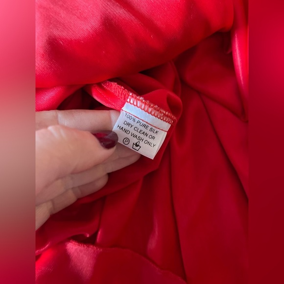 Traffic People 100% Silk Scarlet Floral Dress Size Small - Picture 7 of 10